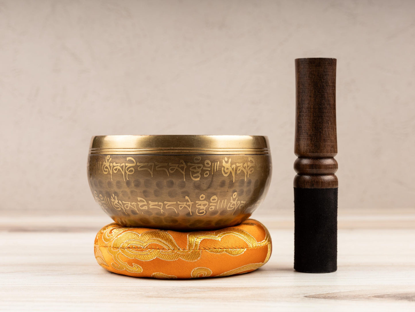 Tibetan Singing Bowl, Ohm Mani Mantra Design, Meditation Bowl, Sound Bowl Chakra Healing, Handcrafted Singing Bowl Set, Spiritual Gift
