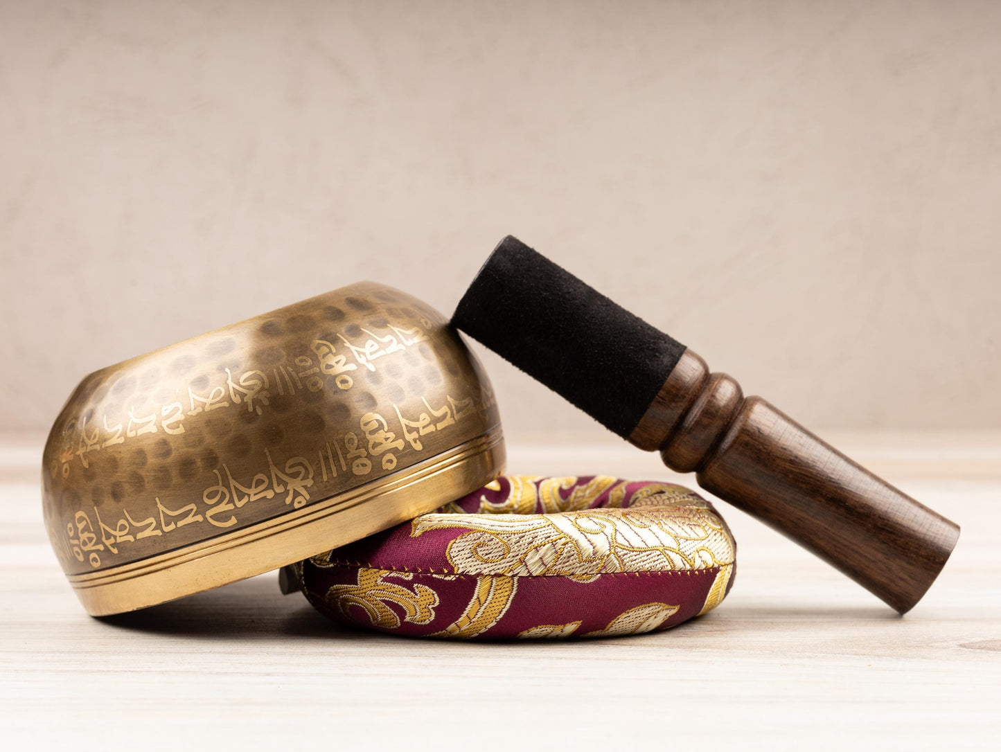 Tibetan Singing Bowl, Ohm Design, Meditation Bowl, Sound Bowl Chakra Healing, Handcrafted Singing Bowl Set, Spiritual & Wellness Gift