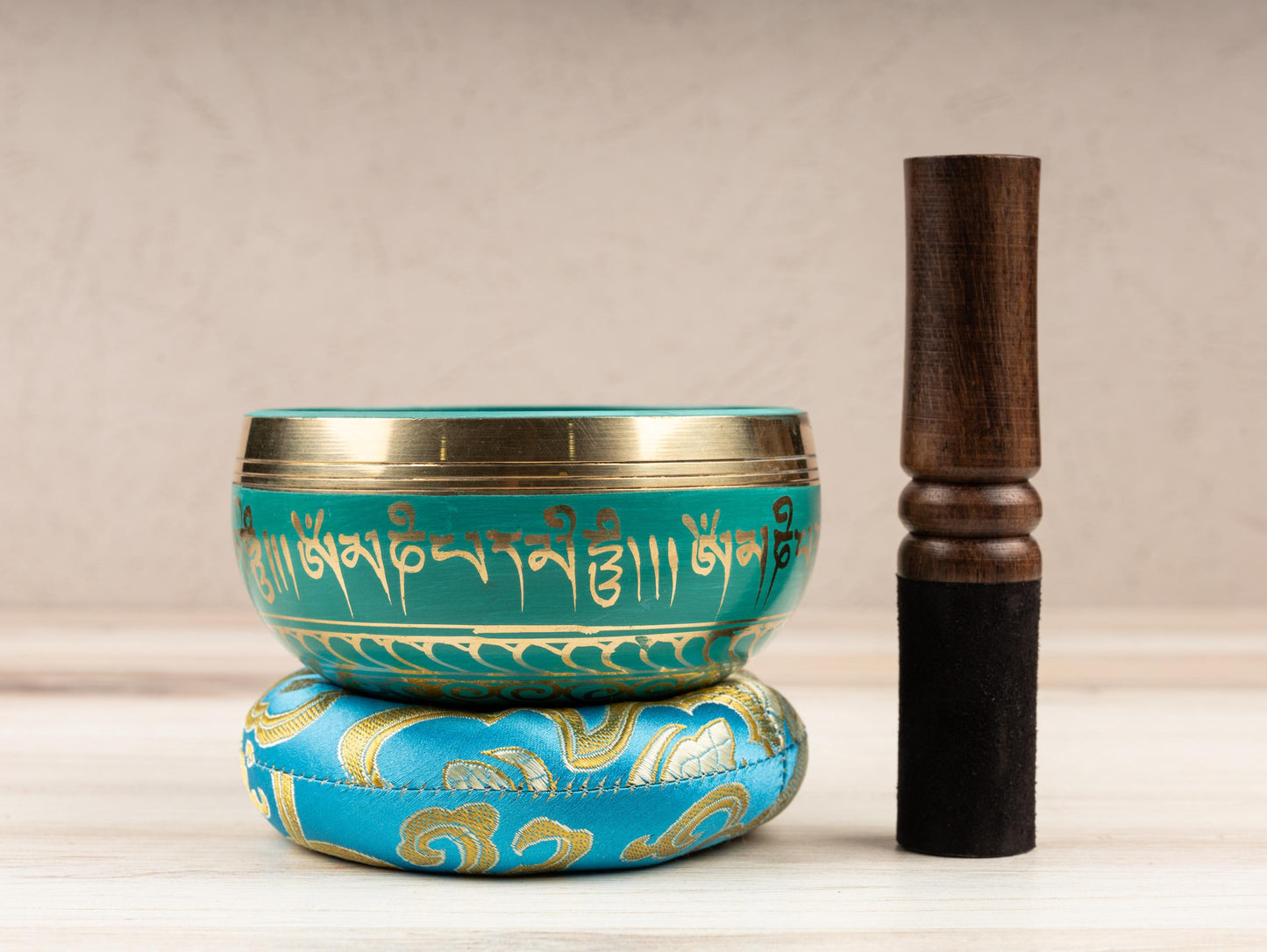 Tibetan Singing Bowl, Buddha's Eye Design, Meditation Bowl, Sound Bowl Chakra Healing, Handcrafted Singing Bowl Set, Spiritual Wellness Gift