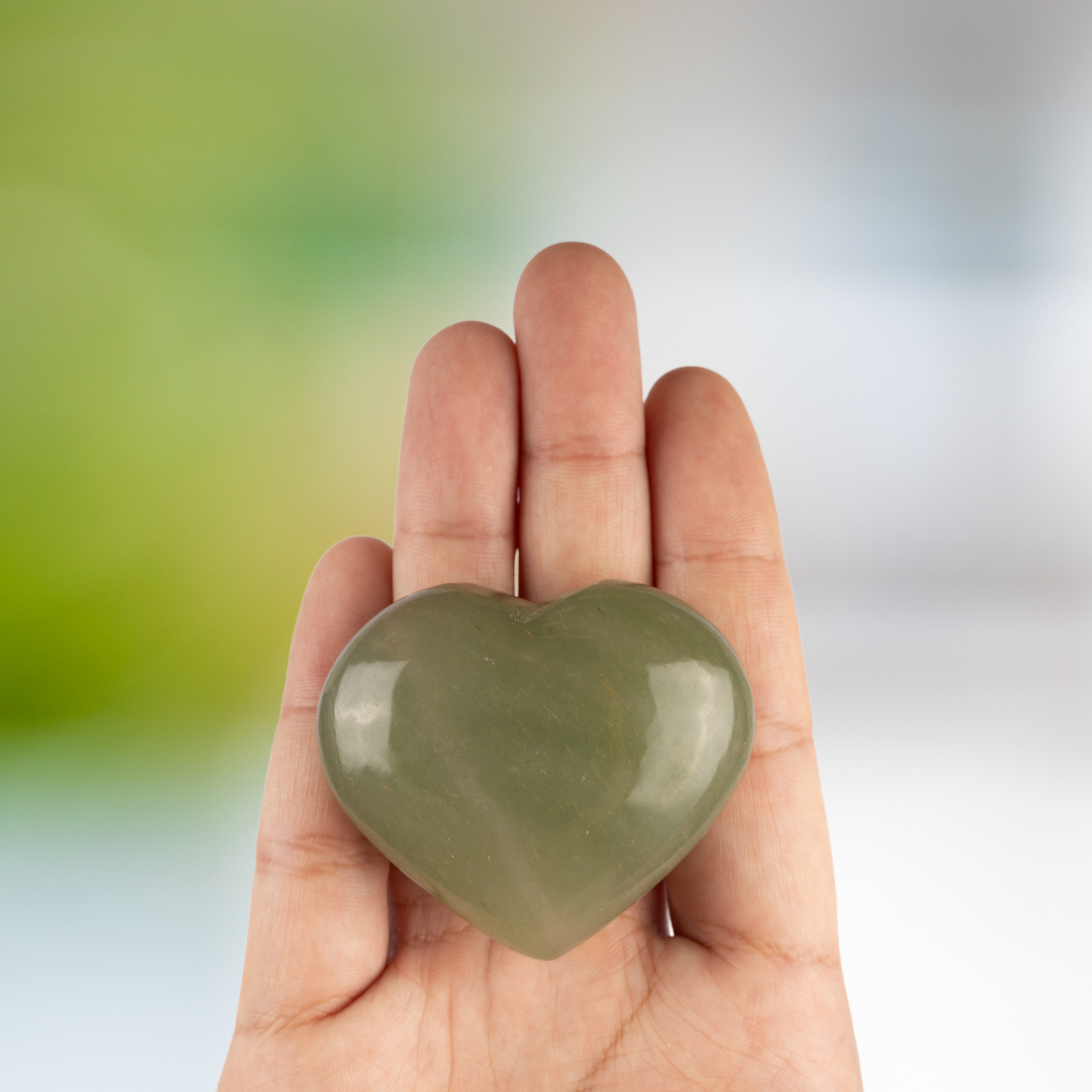 Green Aventurine Heart Palm Stone, Polished Crystal Stone for Chakra Balancing, Meditation, Spiritual and Crystal Gift
