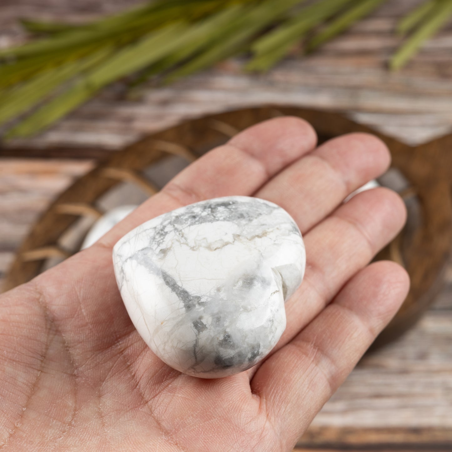 White Howlite Heart Palm Stone, Polished Crystal Stone for Chakra Balancing, Meditation, Spiritual and Crystal Gift