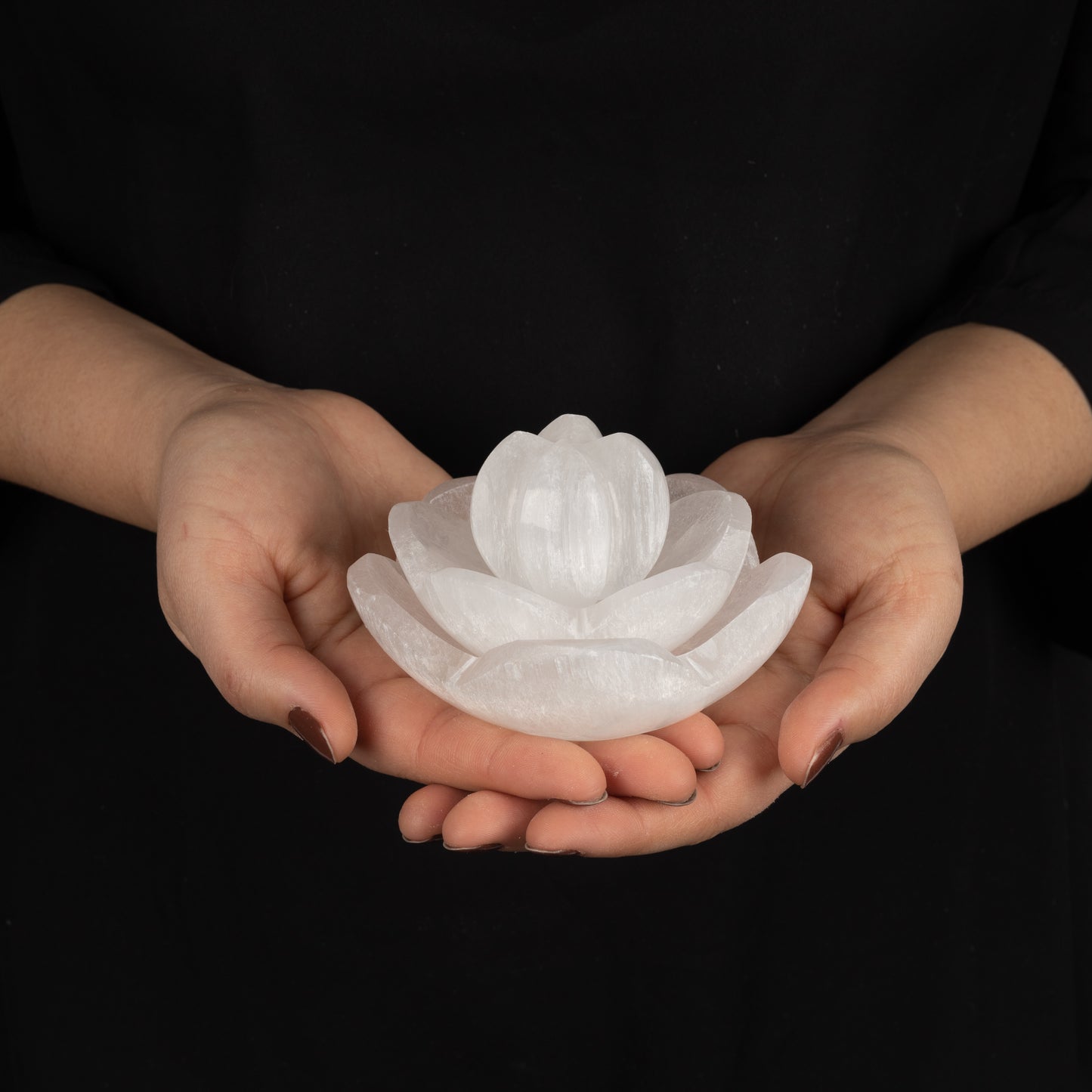 Lotus Flower Selenite Bowl, Selenite Crystal Cleansing Bowl, Healing Crystals & Stones, Spiritual Crystal Decor