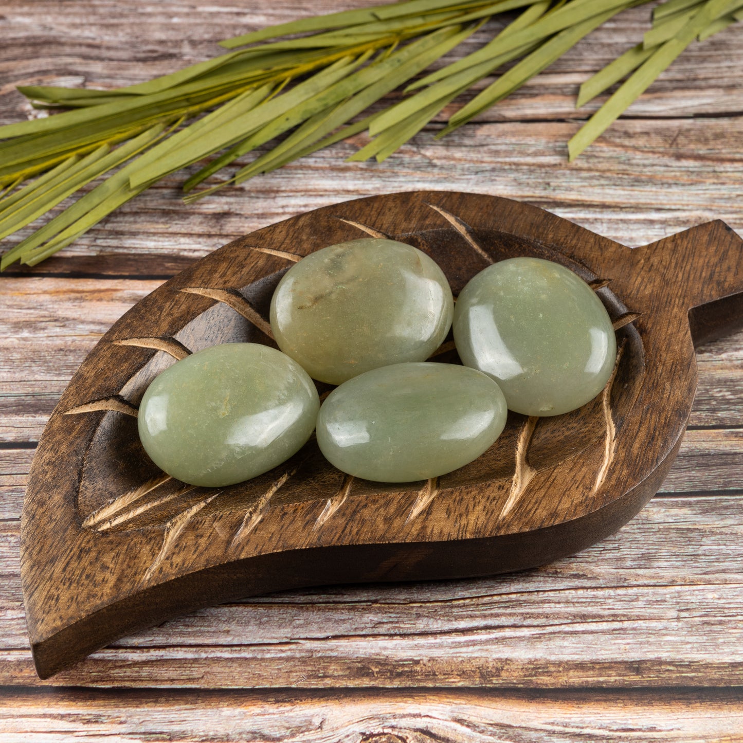 Green Aventurine Palm Stone, Polished Crystal Stone for Chakra Balancing, Meditation, Spiritual and Crystal Gift