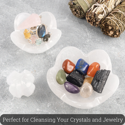 Lotus Flower Selenite Bowl, Selenite Crystal Cleansing Bowl, Healing Crystals & Stones, Spiritual Crystal Decor