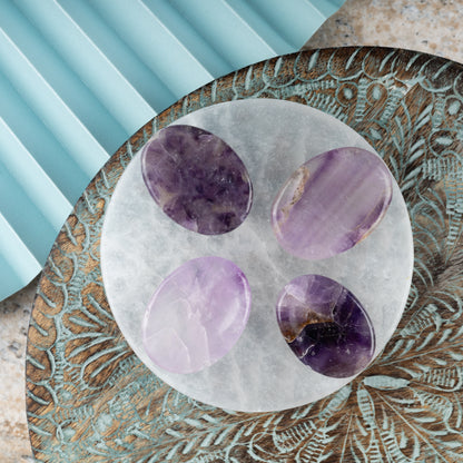 Amethyst Worry Stone for Anxiety Relief, Healing Crystals & Natural Energy Healing Thumb Stone, Perfect Meditation & Spiritual Gift