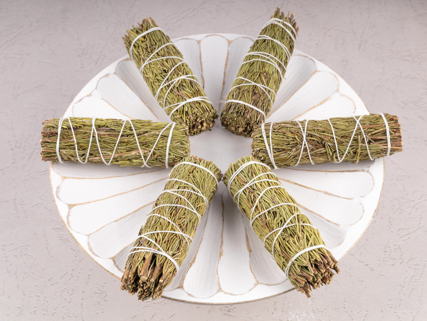 Rosemary Smudge Stick – 4” Rosemary Bundle for Home Cleansing, Energy Healing, Meditation, Reiki, and Clearing Negative Energy- Includes Smudging Guide