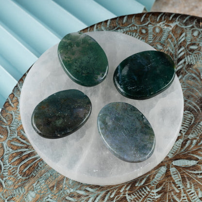 Moss Agate Worry Stone for Anxiety Relief, Healing Crystals & Natural Energy Healing Thumb Stone, Perfect Meditation & Spiritual Gift