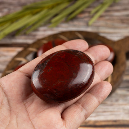 Red Jasper Palm Stone Crystal - Natural Healing Stone for Anxiety Relief & Meditation - Polished Red Jasper Worry Stone - Spiritual Gift