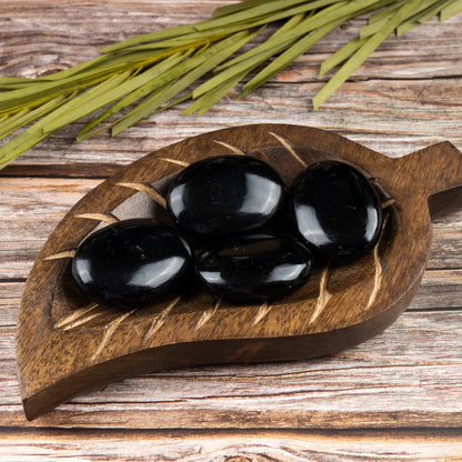 Black Obsidian Palm Stone Crystal - Natural Healing Stone for Anxiety Relief & Meditation - Polished Black Obsidian Worry Stone - Spiritual Gift