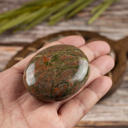 Unakite Palm Stone Crystal - Natural Healing Stone for Anxiety Relief & Meditation - Polished Unakite Worry Stone - Spiritual Gift