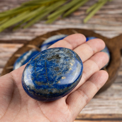 Lapis Lazuli Palm Stone Crystal - Natural Healing Stone for Anxiety Relief & Meditation - Polished Lapis Lazuli Worry Stone - Spiritual Gift