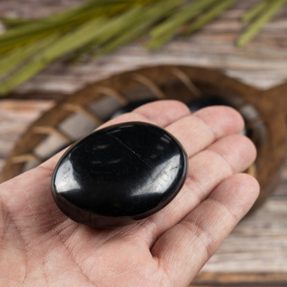 Shungite Palm Stone Crystal - Natural Healing Stone for Anxiety Relief & Meditation - Polished Shungite Worry Stone - Spiritual Gift