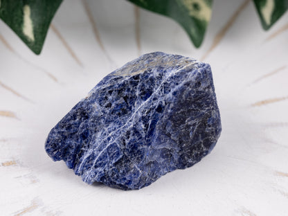 Sodalite Raw Crystal Stone - Healing Crystals and Stones for Meditation, Reiki, and Chakra Decor - Spiritual Gifts for Women, Men - Reiki Supplies and Zen Decor