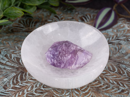 Amethyst Raw Crystal Stone - Healing Crystals and Stones for Meditation, Reiki, and Chakra Decor - Spiritual Gifts for Women, Men - Reiki Supplies and Zen Decor