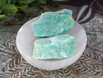 Amazonite Raw Crystal Stone - Healing Crystals and Stones for Meditation, Reiki, and Chakra Decor - Spiritual Gifts for Women, Men - Reiki Supplies and Zen Decor