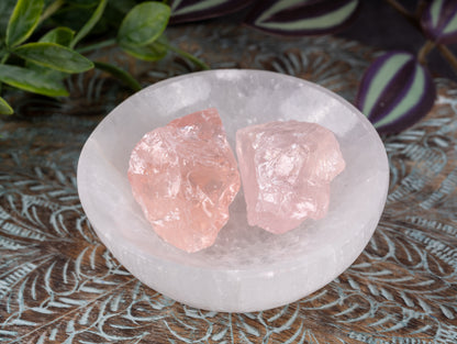 Rose Quartz Raw Crystal Stone - Healing Crystals and Stones for Meditation, Reiki, and Chakra Decor - Spiritual Gifts for Women, Men - Reiki Supplies and Zen Decor