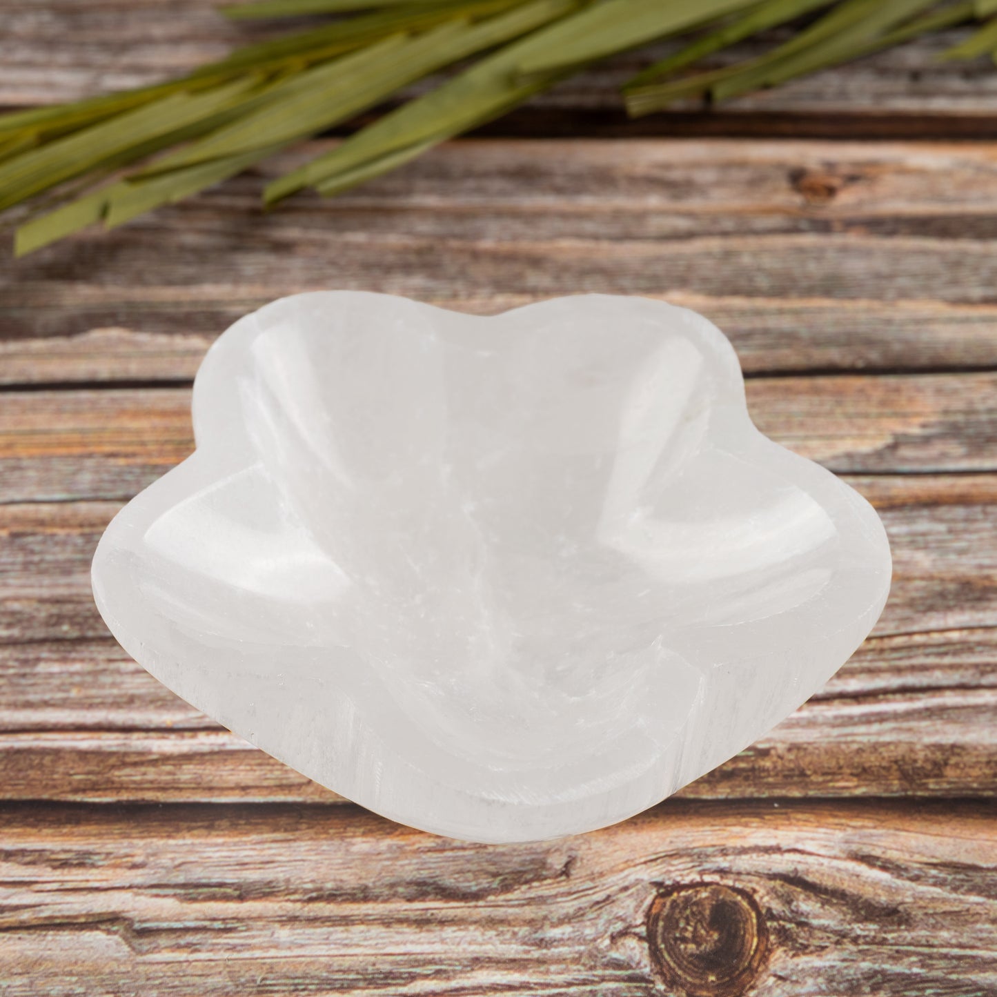 Flower Selenite Bowl, Selenite Crystal Cleansing Bowl, Healing Crystals & Stones, Spiritual Crystal Decor