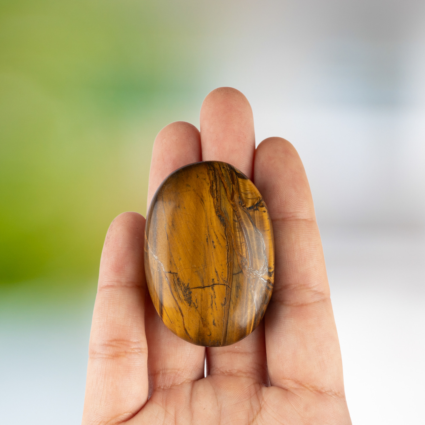 Tiger Eye Palm Stone Crystal - Natural Healing Stone for Anxiety Relief & Meditation - Polished Tiger Eye Worry Stone - Spiritual Gift