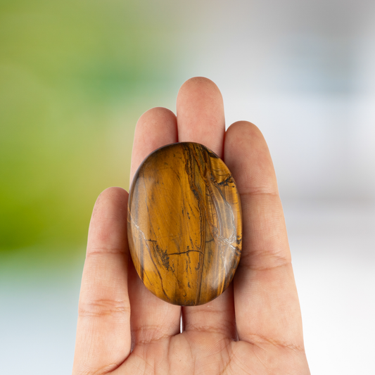 Tiger Eye Palm Stone Crystal - Natural Healing Stone for Anxiety Relief & Meditation - Polished Tiger Eye Worry Stone - Spiritual Gift