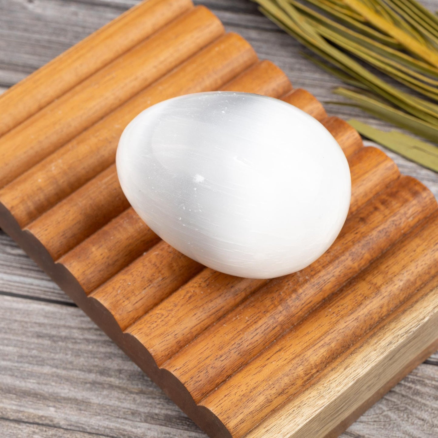 Selenite Egg with Wooden Stand Tripod, Polished White Crystal Charging Stone for Meditation, Reiki, Altar Decor, Display, Home & Office Gift